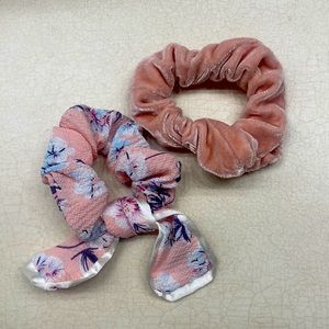 Pair of pink scrunches